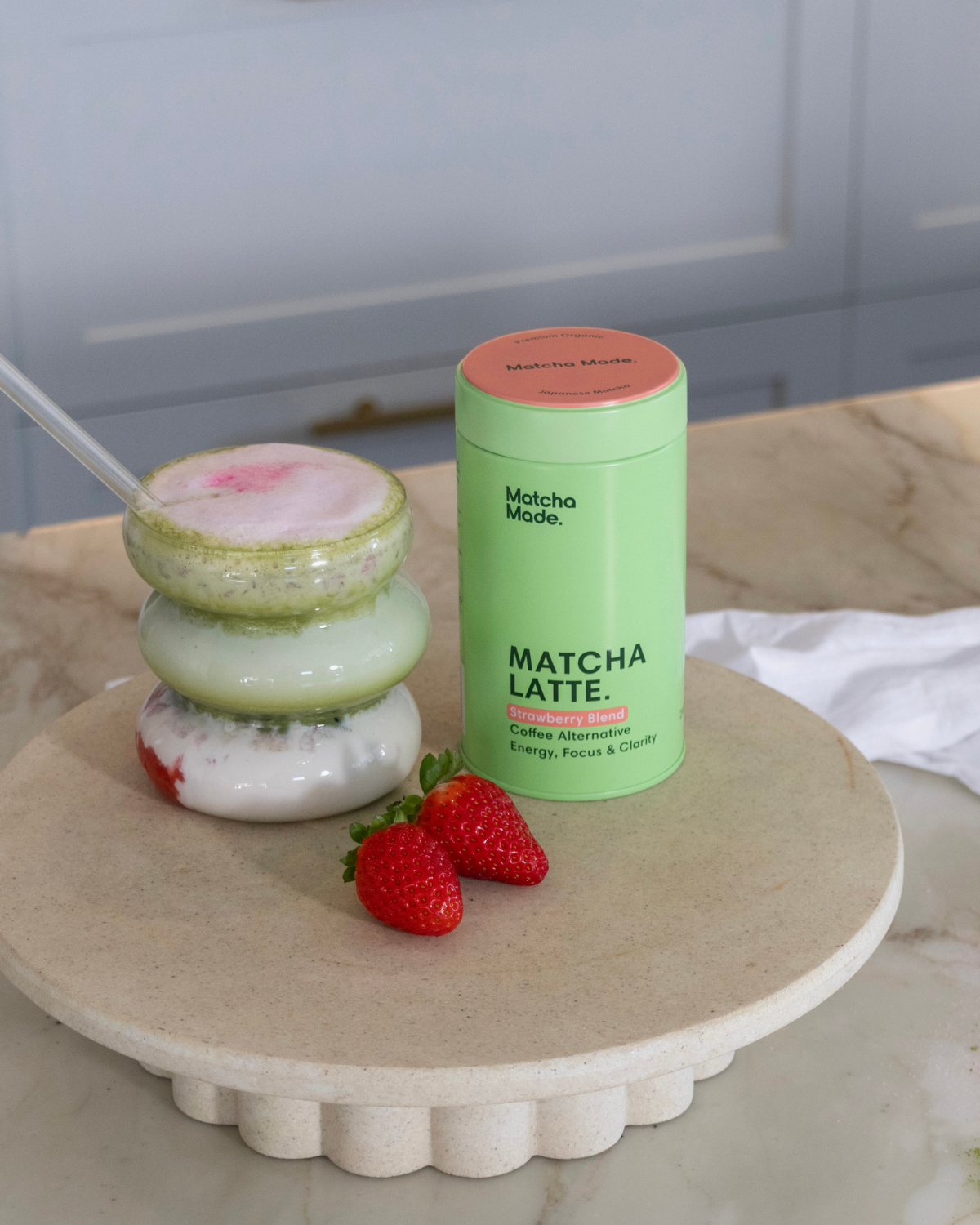 Strawberry Matcha Latté